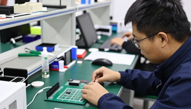 电子产品生产选择参考指南